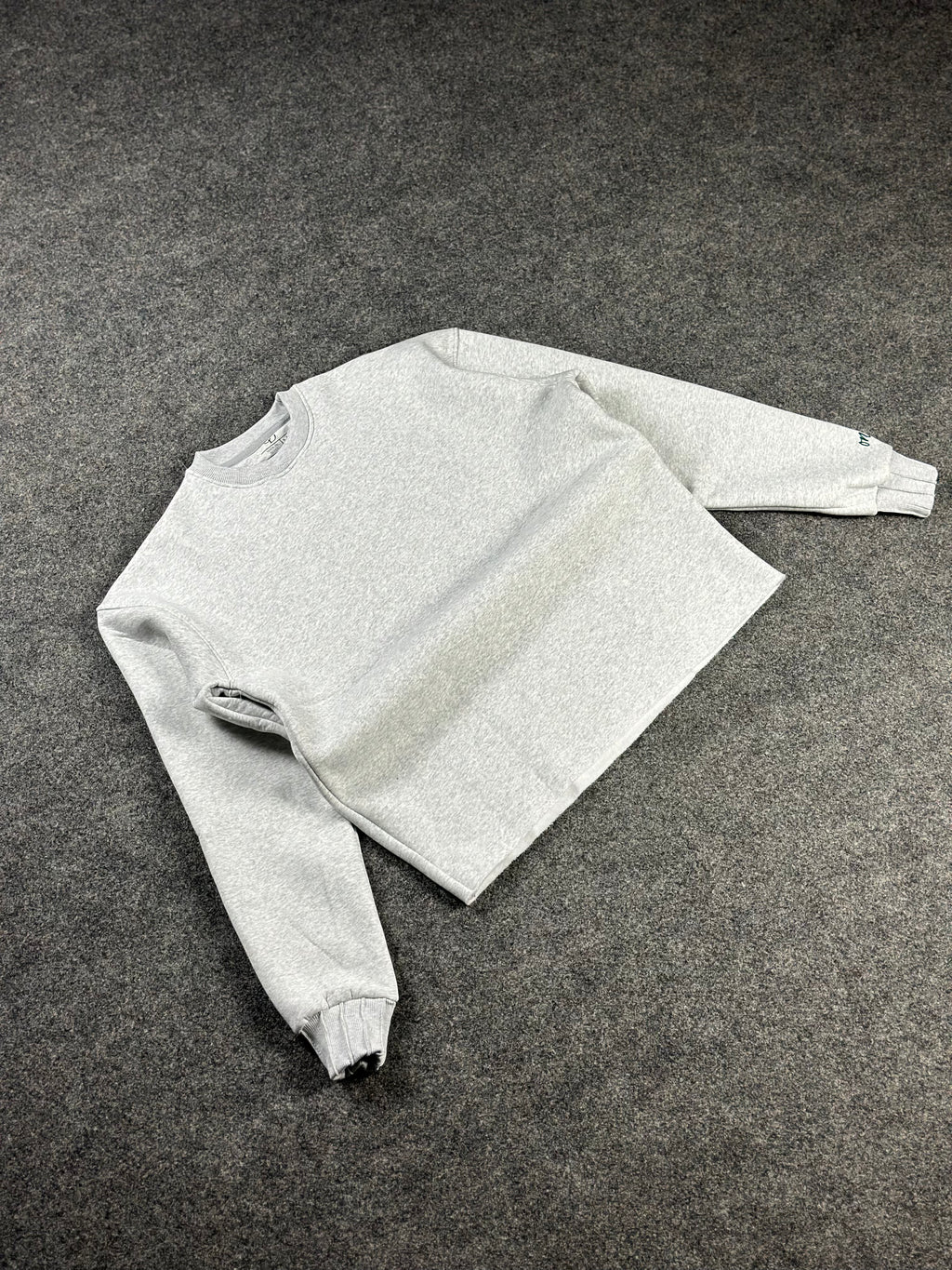 Crew-Neck Gray