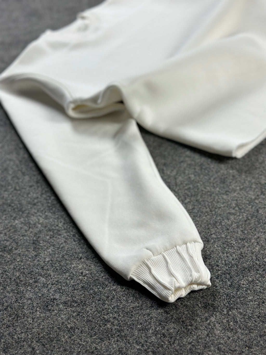 Crew-Neck White