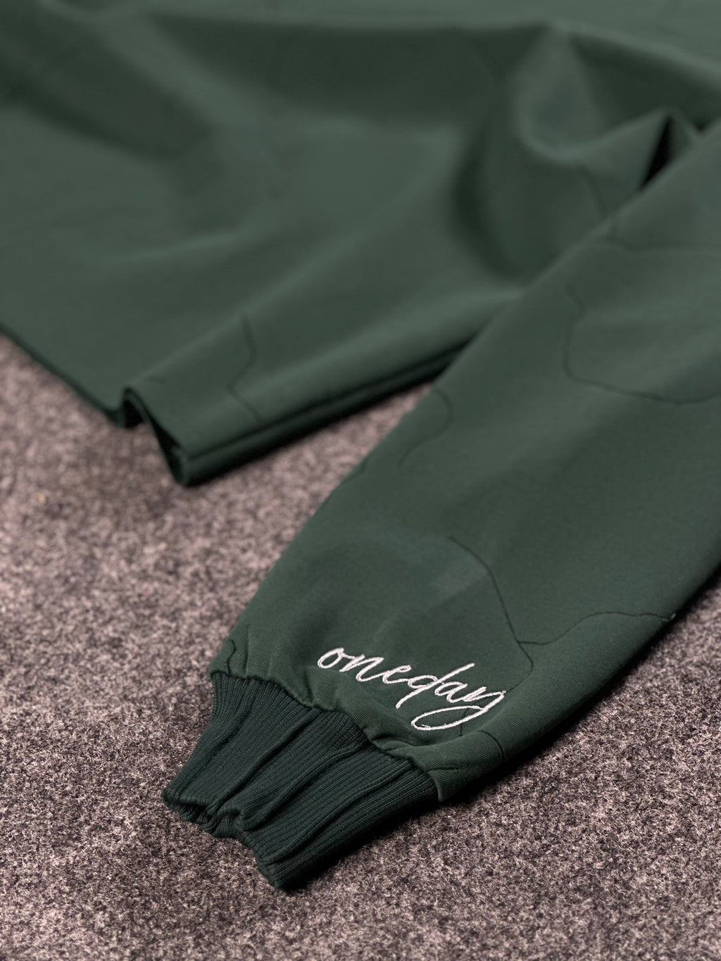 Crew-Neck DarkGreen-Laser