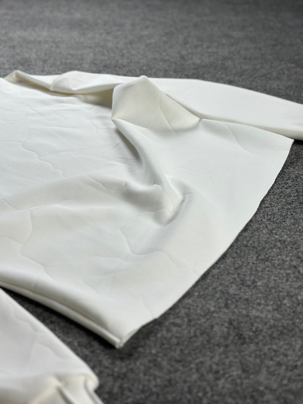 Crew-Neck White-Laser